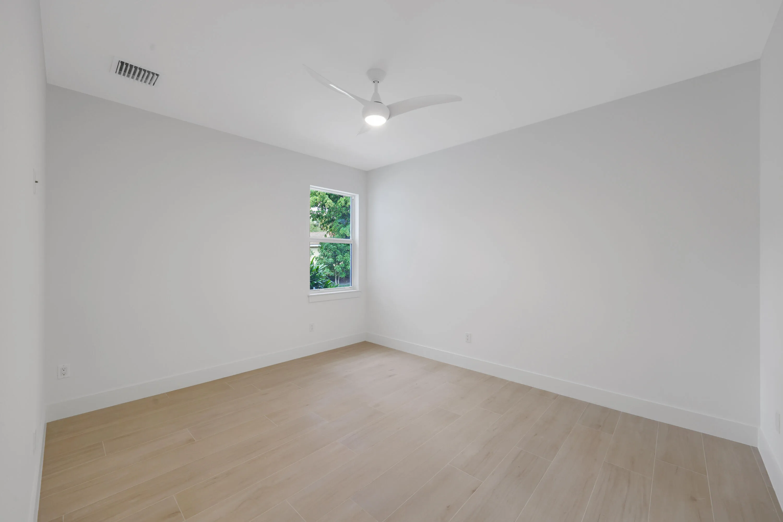 Property photo 50