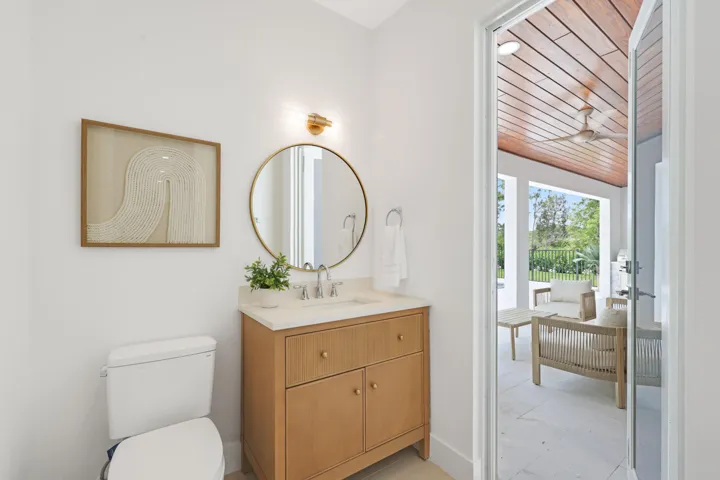 Cabana Powder Bath