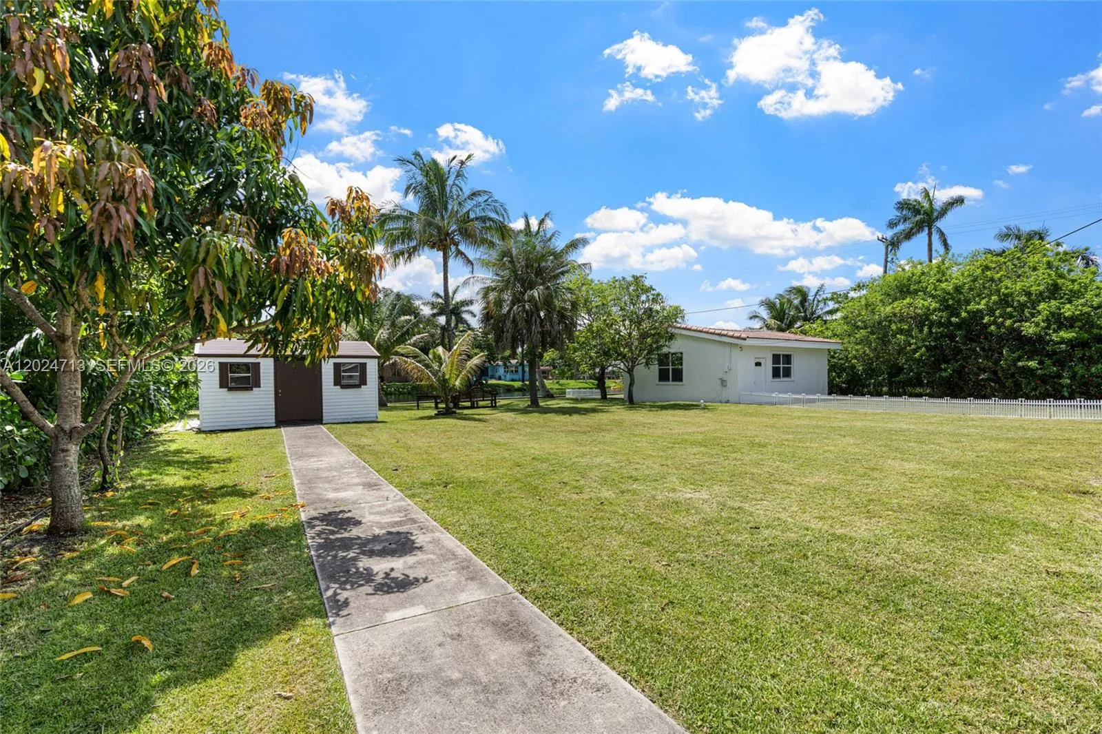 Property photo 35