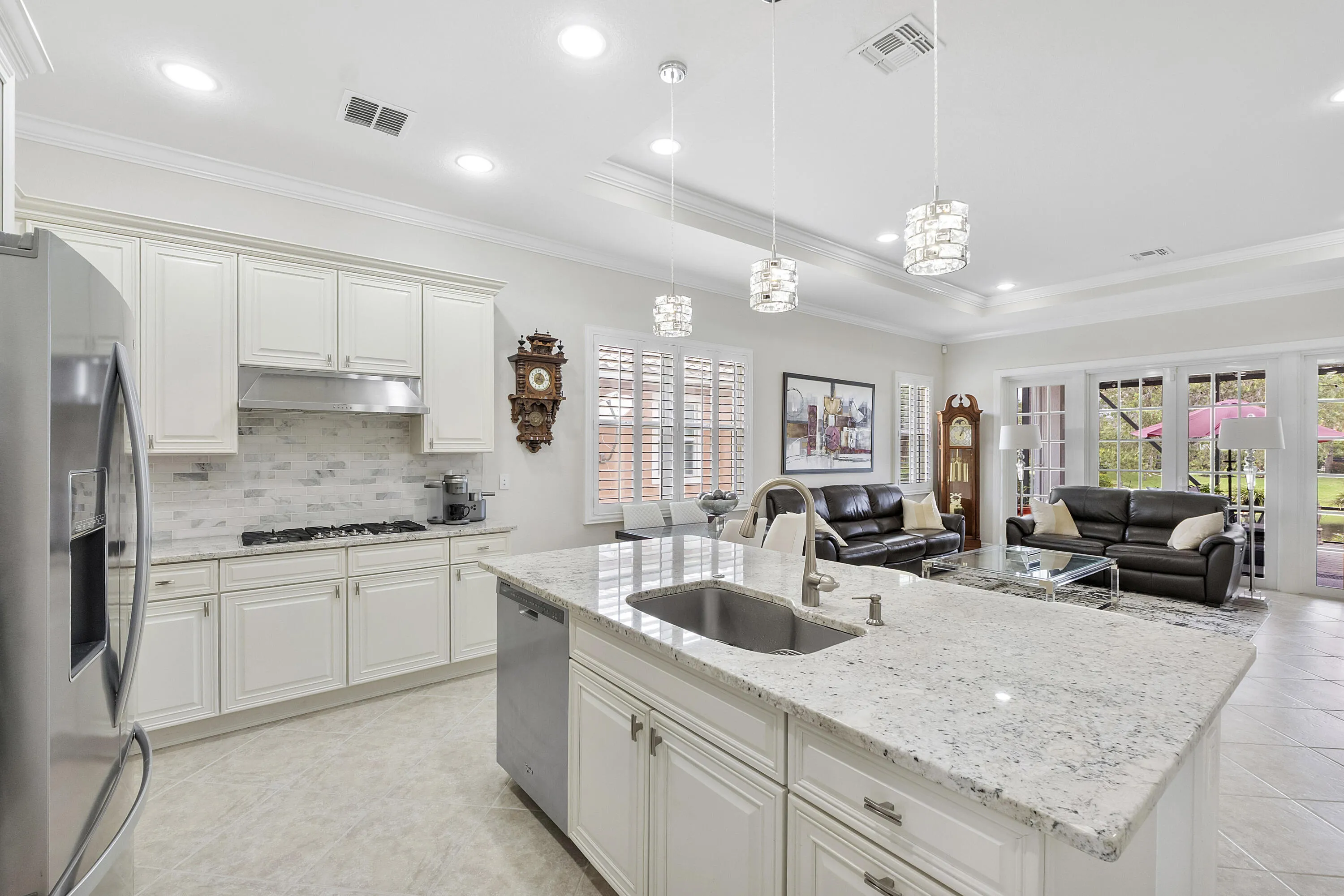 8240 Nw 120th Way_016