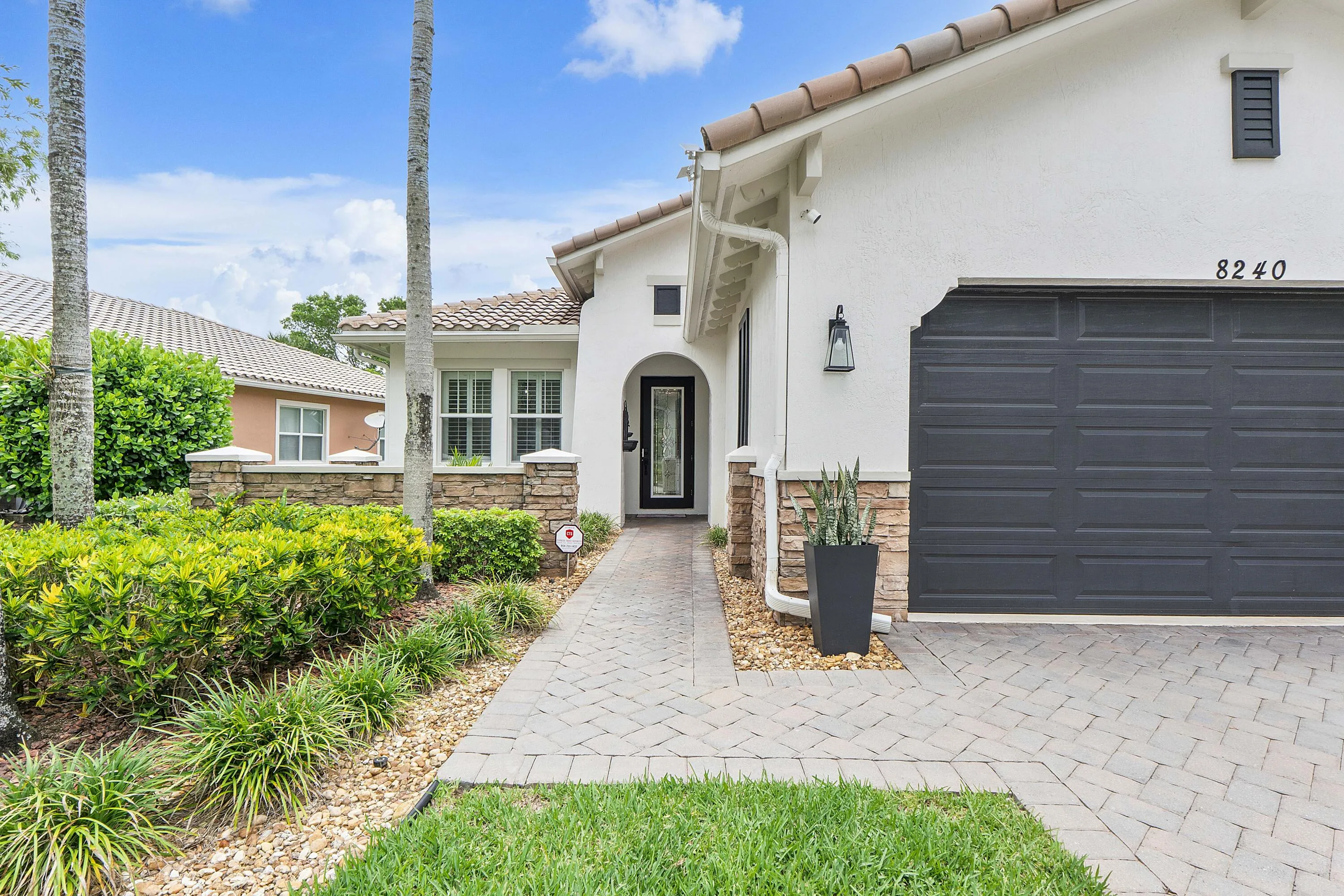8240 Nw 120th Way_005