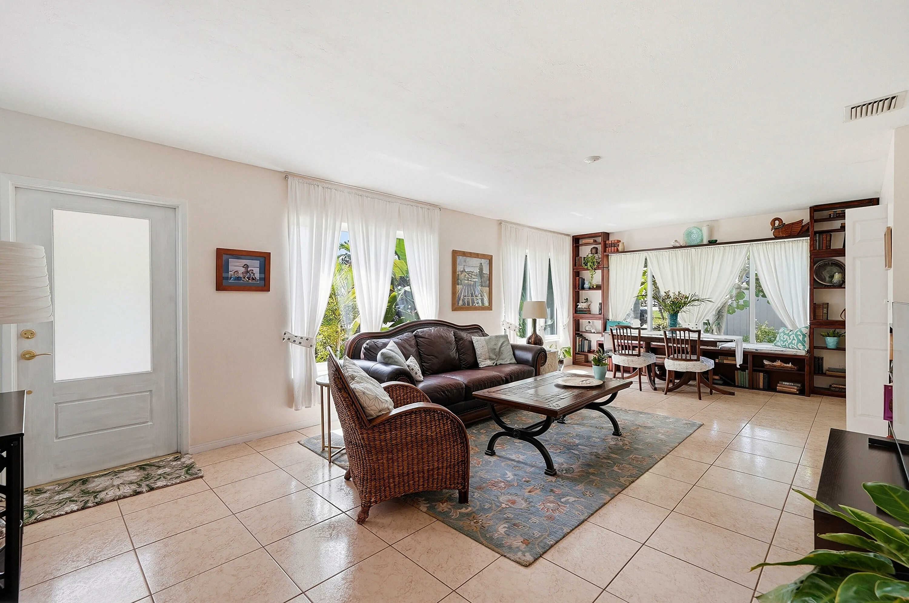 11_living room