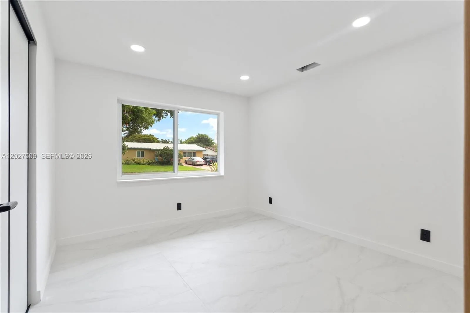 3 bedroom
