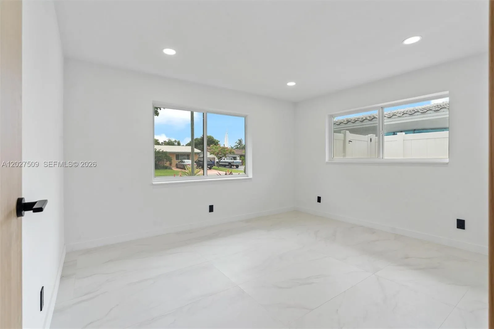 2 bedroom