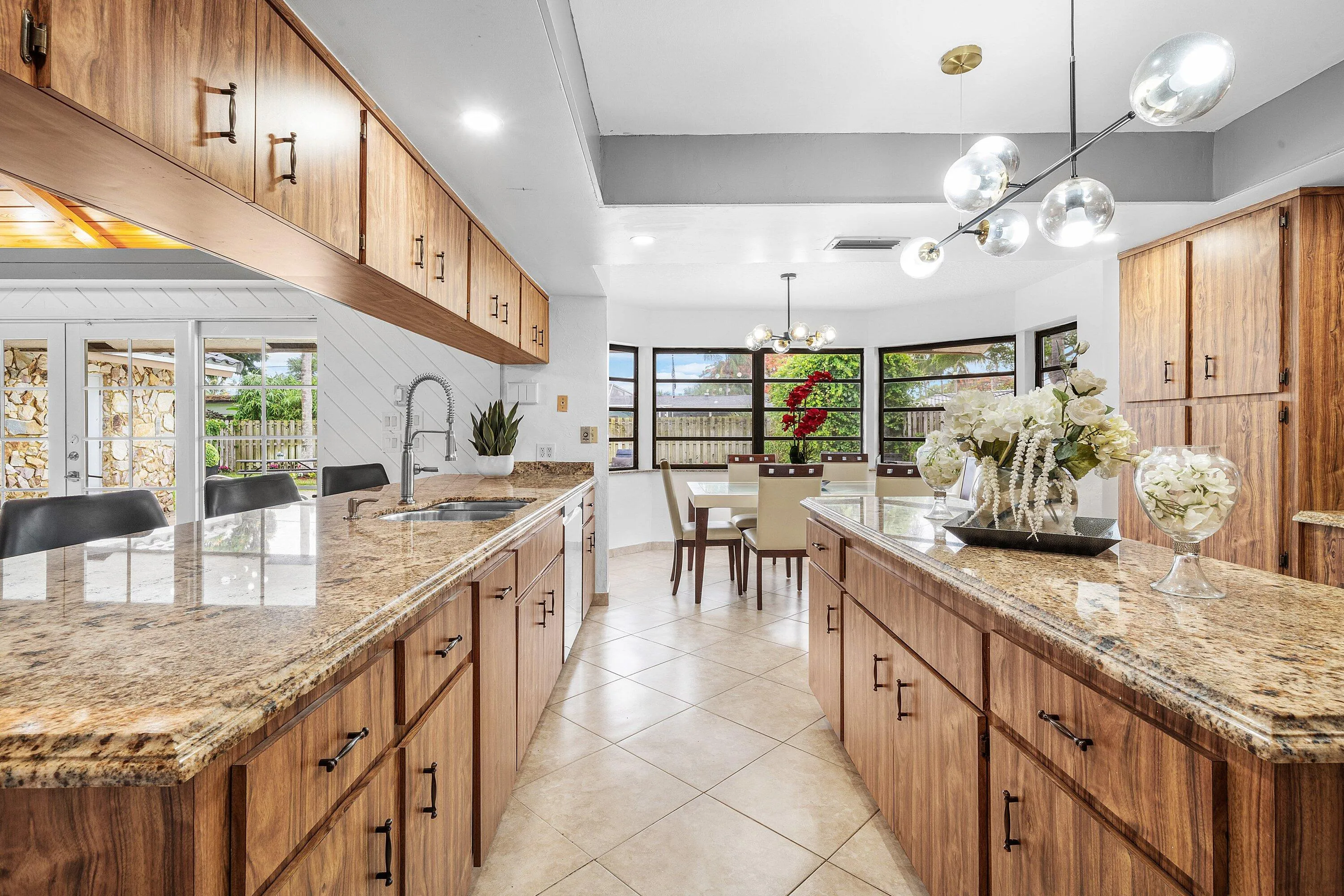 Bright Kitchen