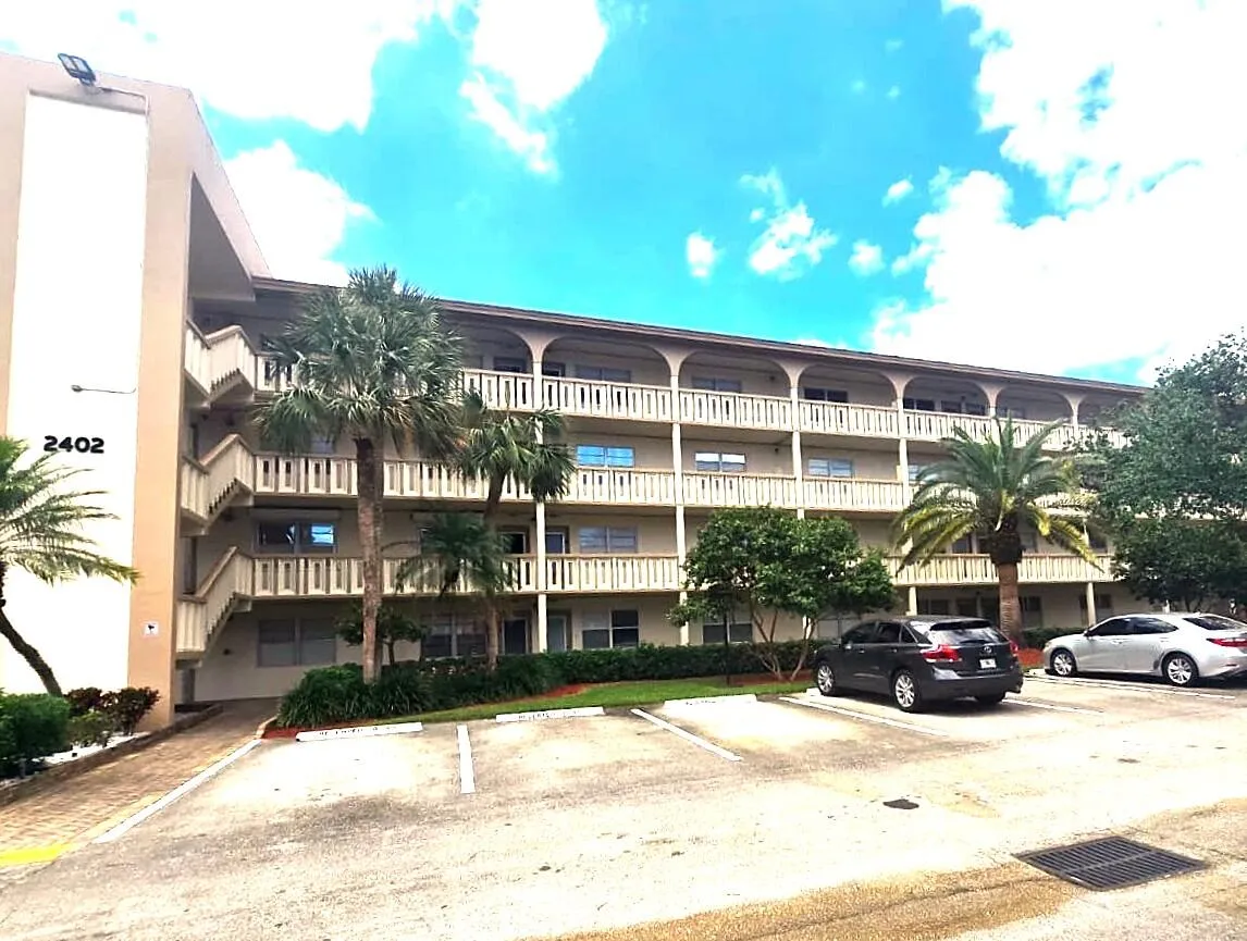 BUILDING FACADE