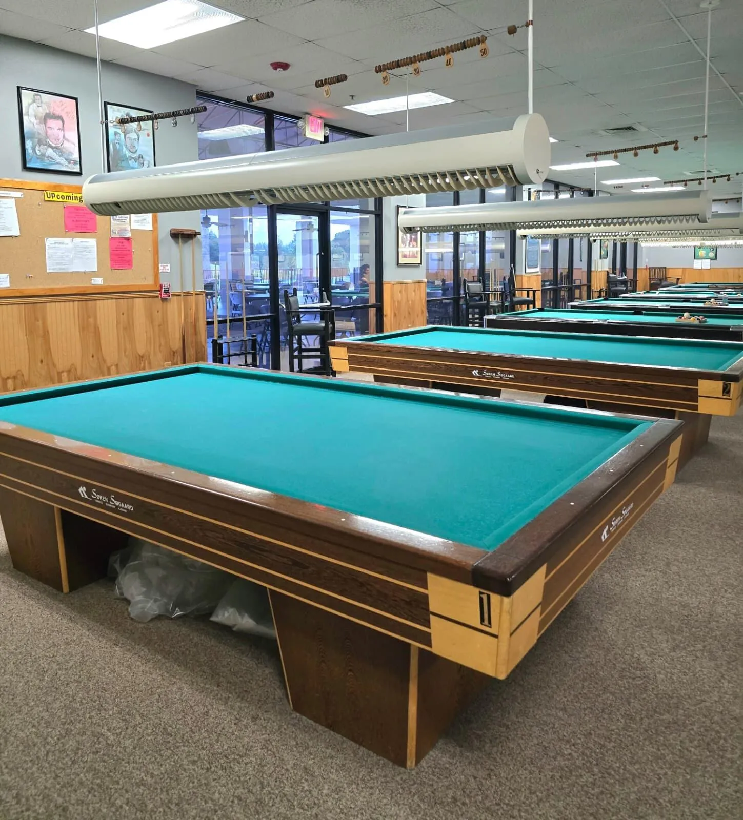 BILLIARD
