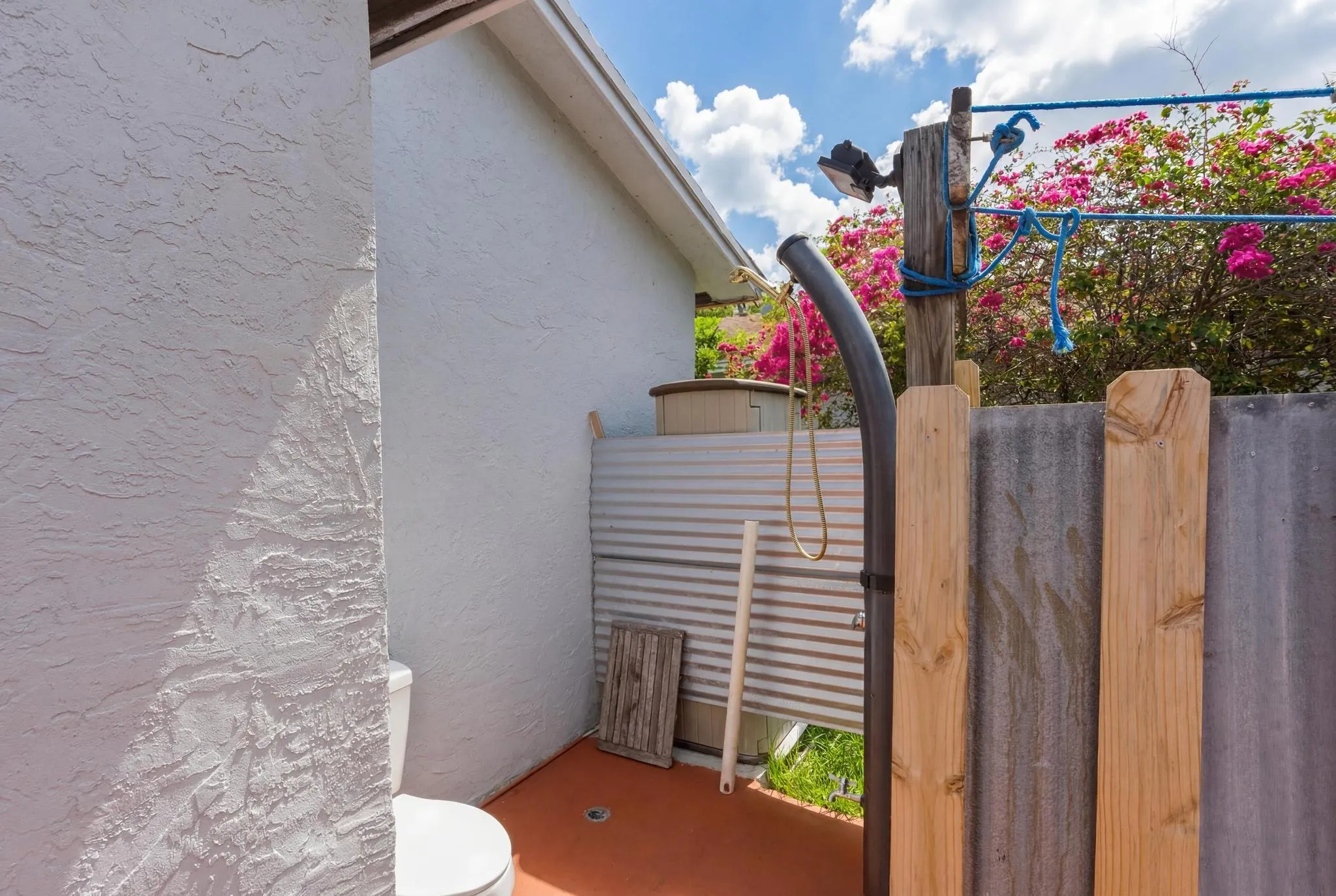 224 Solar Outdoor Shower