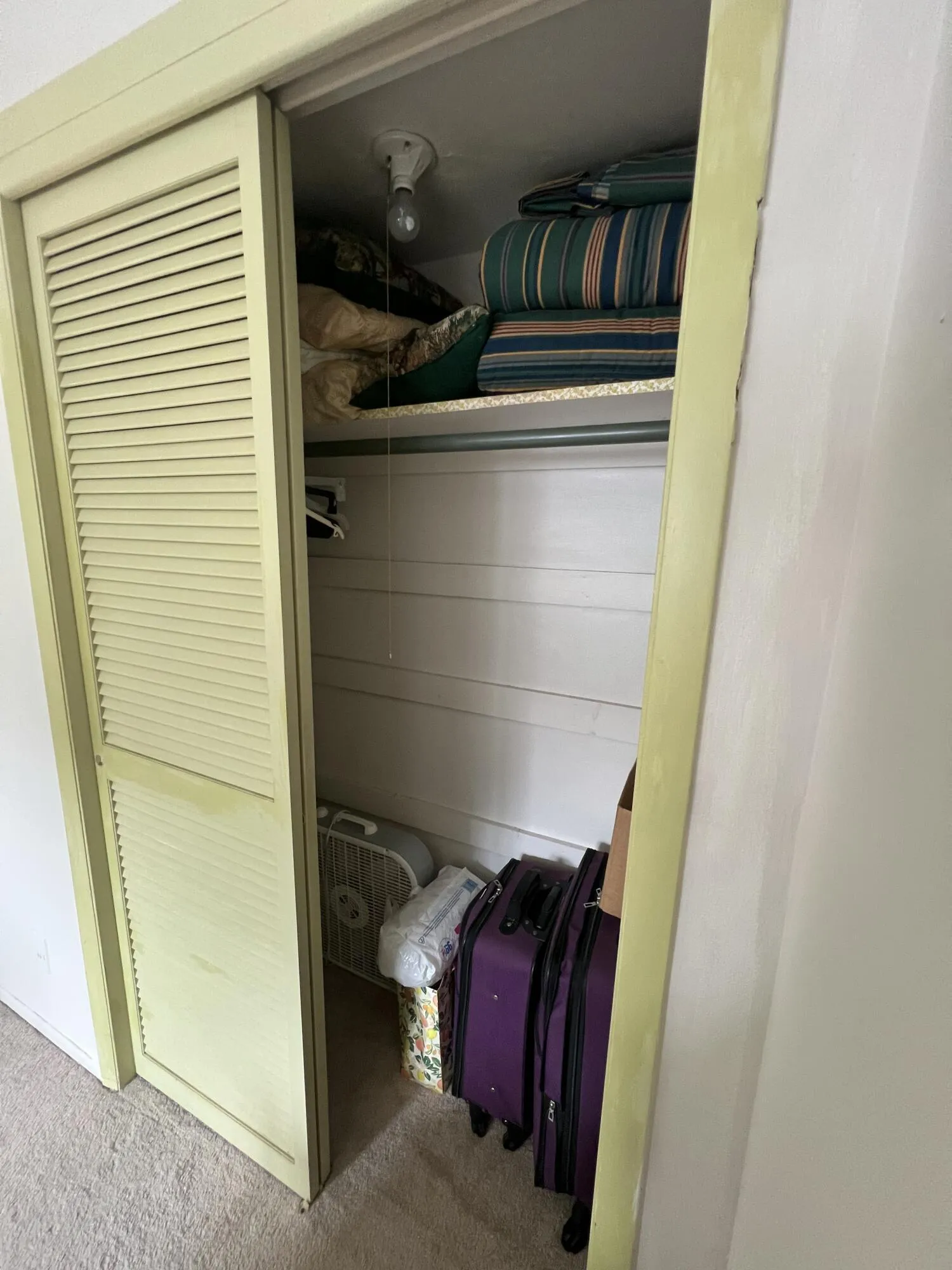 BED-2CLOSET