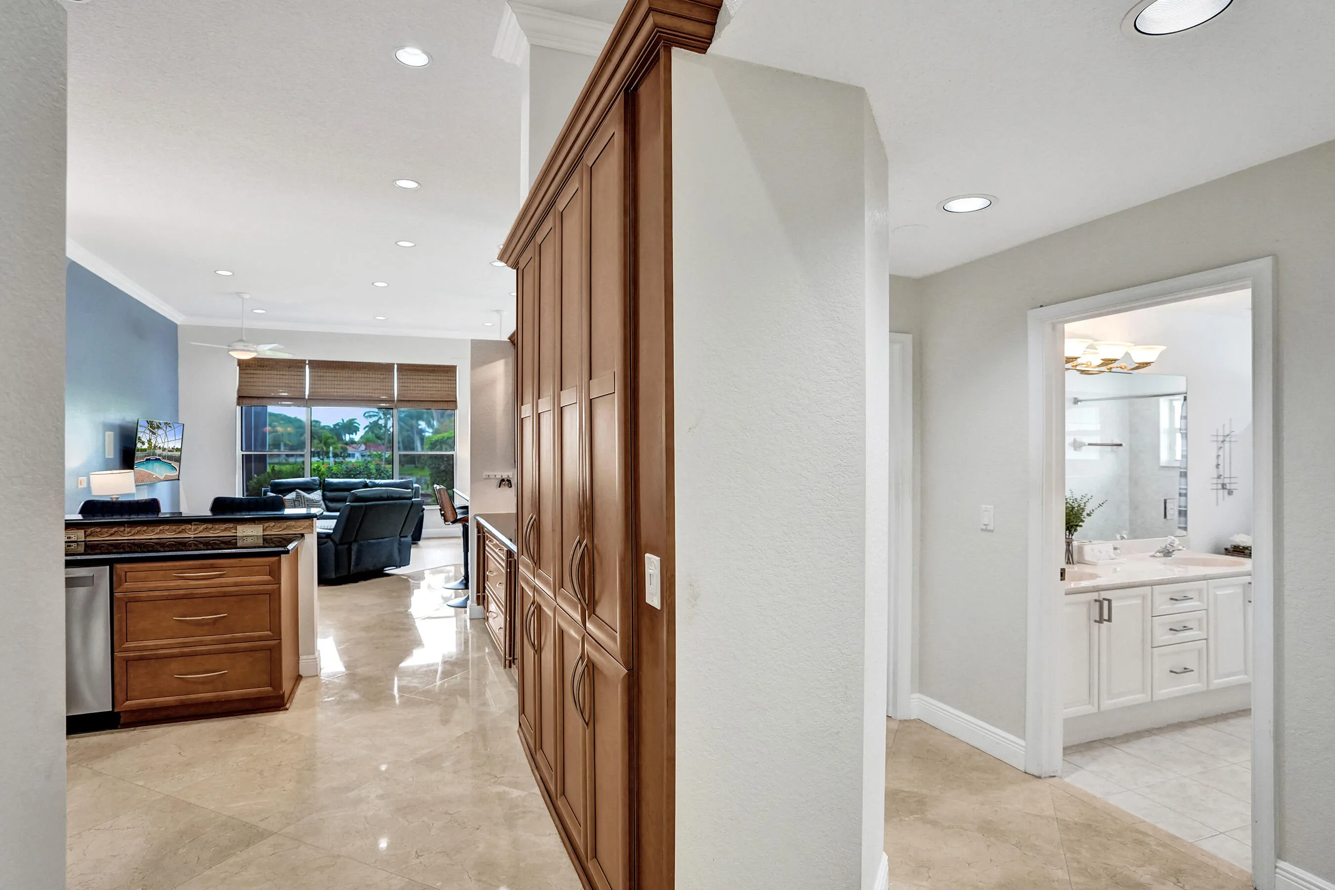 Entrance to bedrooms 2 & 3