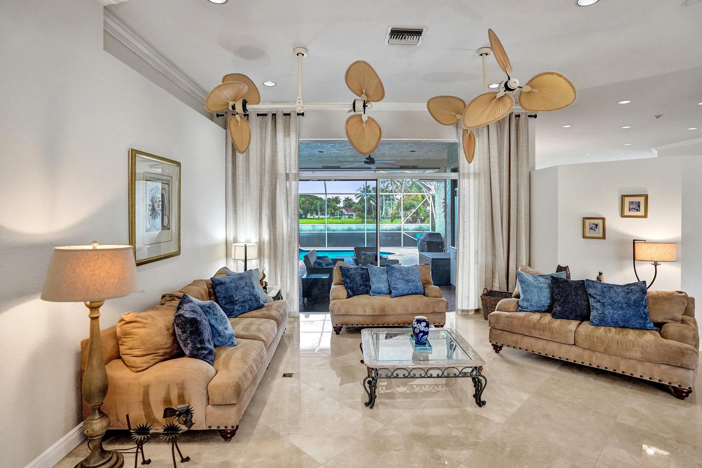Den