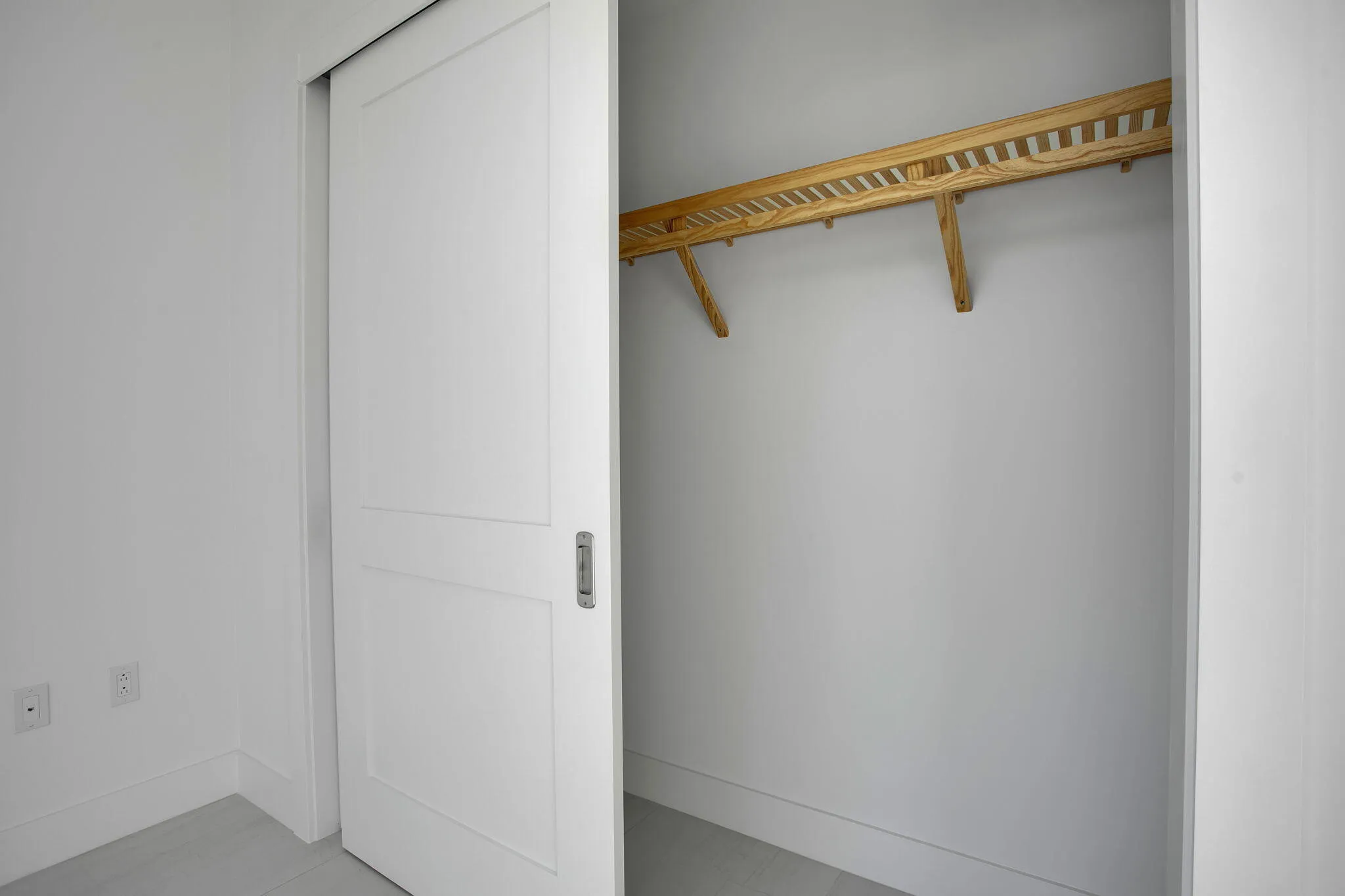 Guest Suite (2) Closet