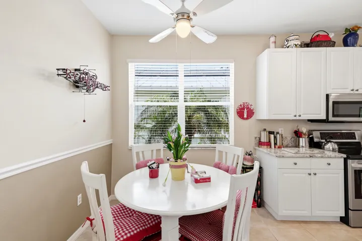 Breakfast Nook
