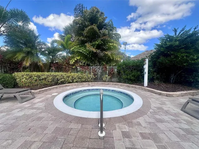 Clubhouse Hot Tub