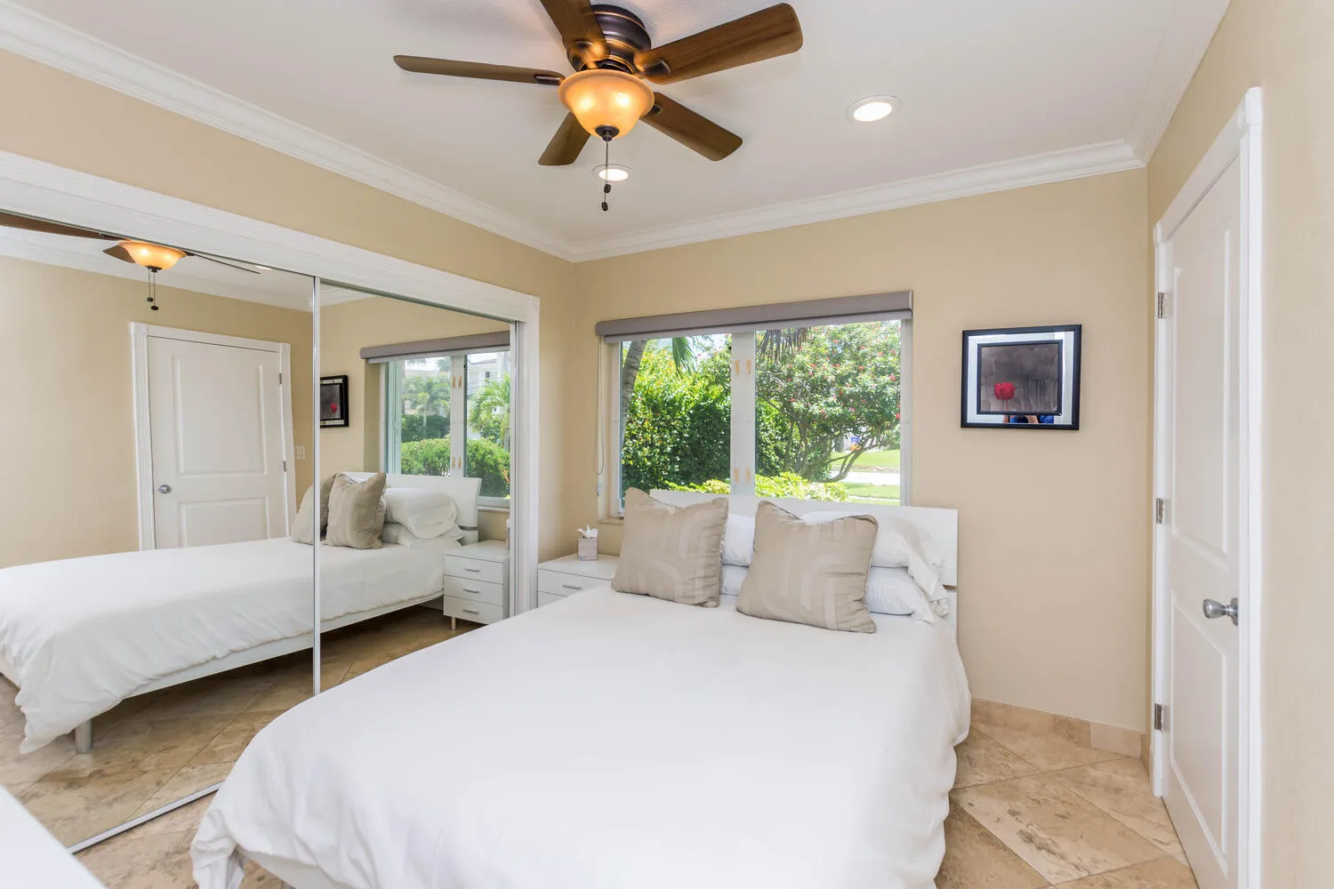 817 NE 71st St Boca Raton FL-large-047-0