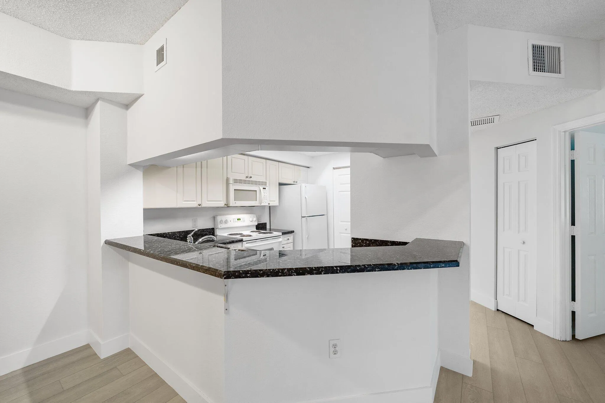 024-3020AlcazarPl202-PalmBeachGardens-FL