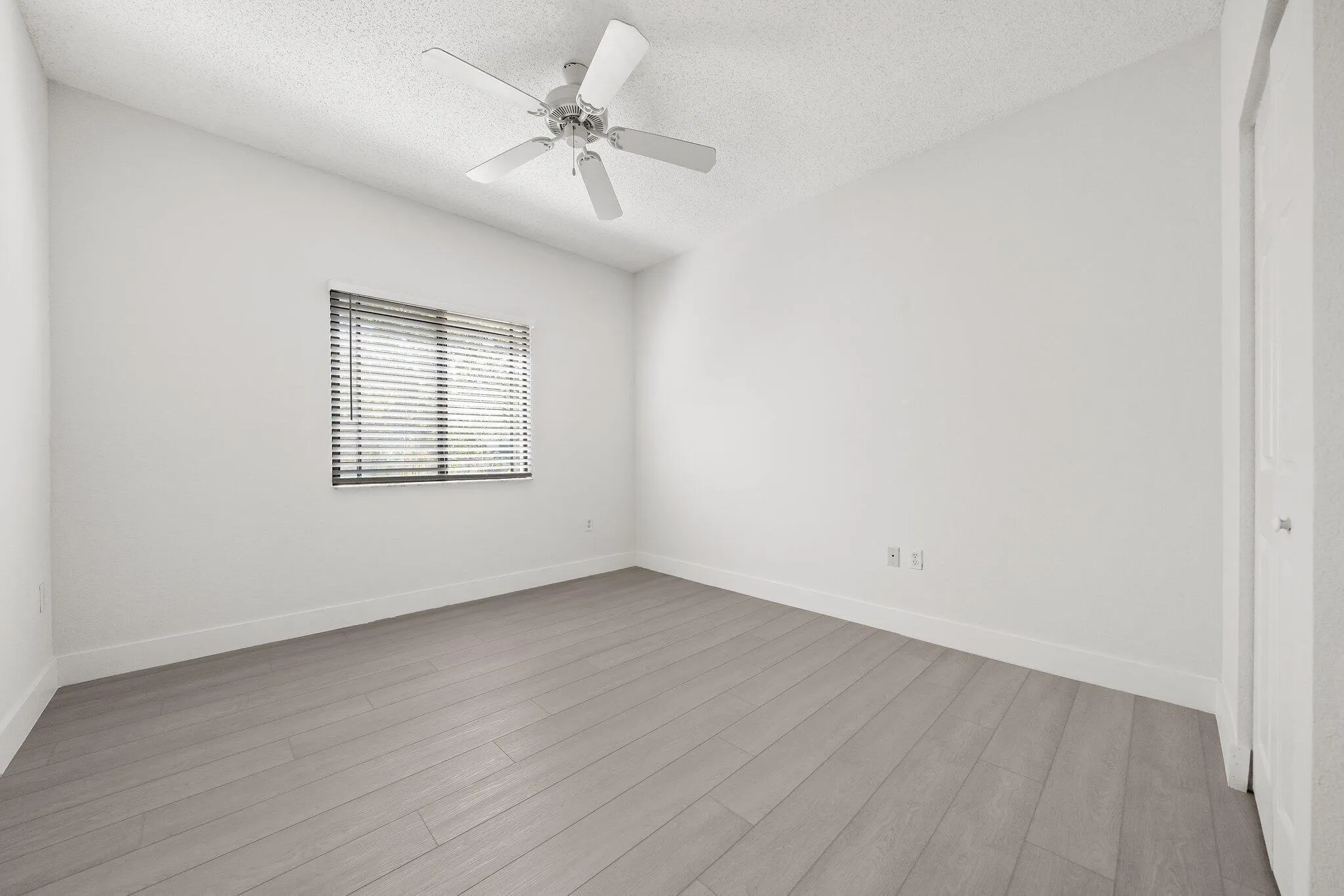 012-3020AlcazarPl202-PalmBeachGardens-FL