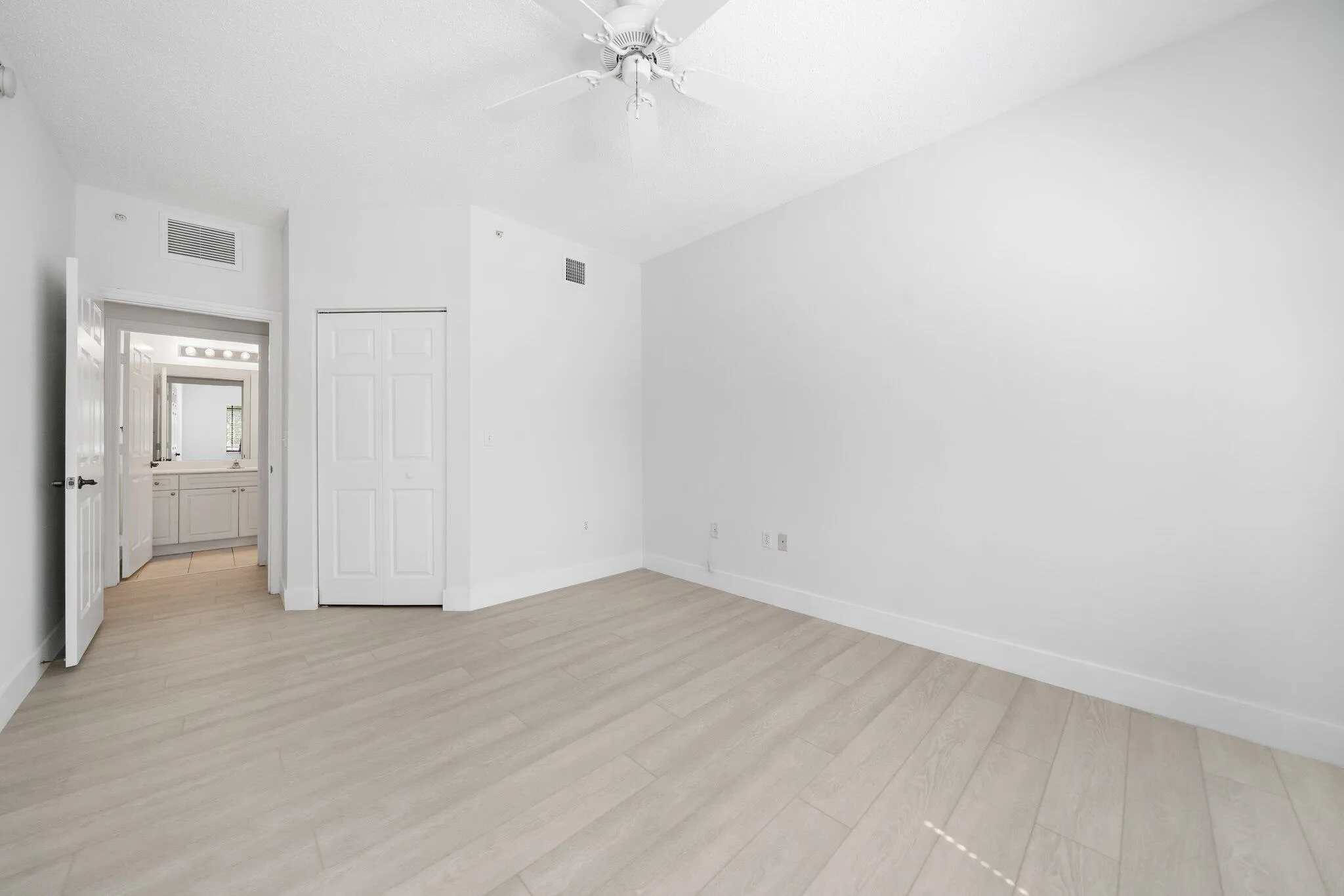 020-3020AlcazarPl202-PalmBeachGardens-FL