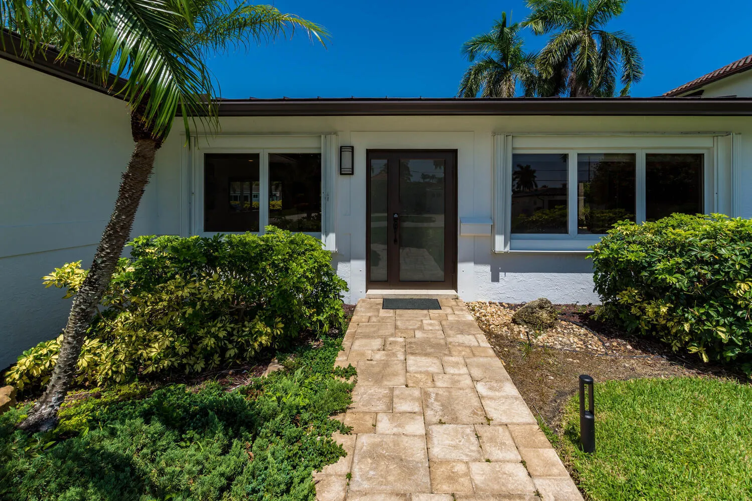 817 NE 71st St Boca Raton FL-large-007-0