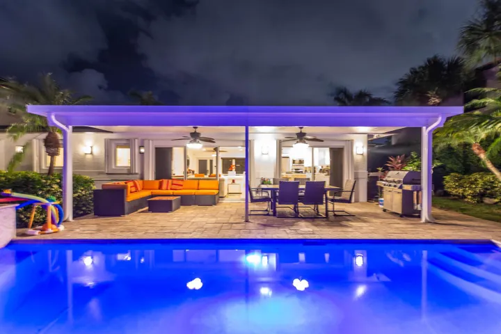 817 NE 71st St Boca Raton FL-large-069-0