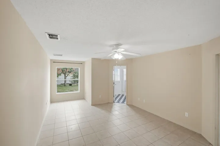 20-web-or-mls-1692-sw-lofgren-ave