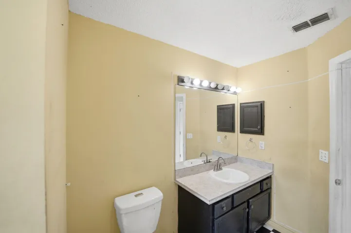 43-web-or-mls-1692-sw-lofgren-ave