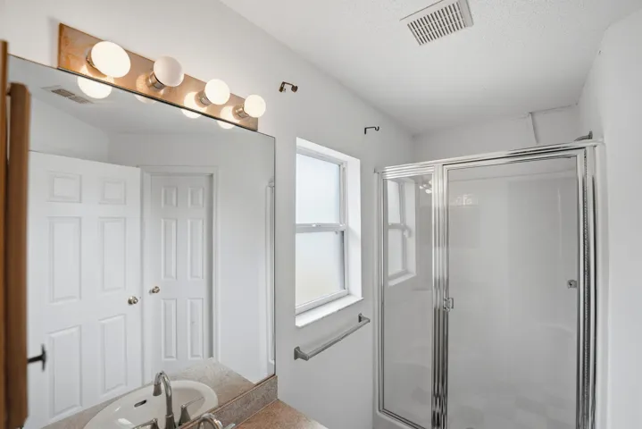 30-web-or-mls-1692-sw-lofgren-ave