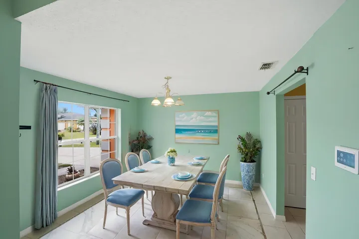 9-web-or-mls-1692-sw-lofgren-ave