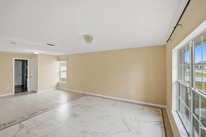 31-web-or-mls-1692-sw-lofgren-ave