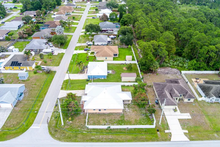 67-web-or-mls-1692-sw-lofgren-ave