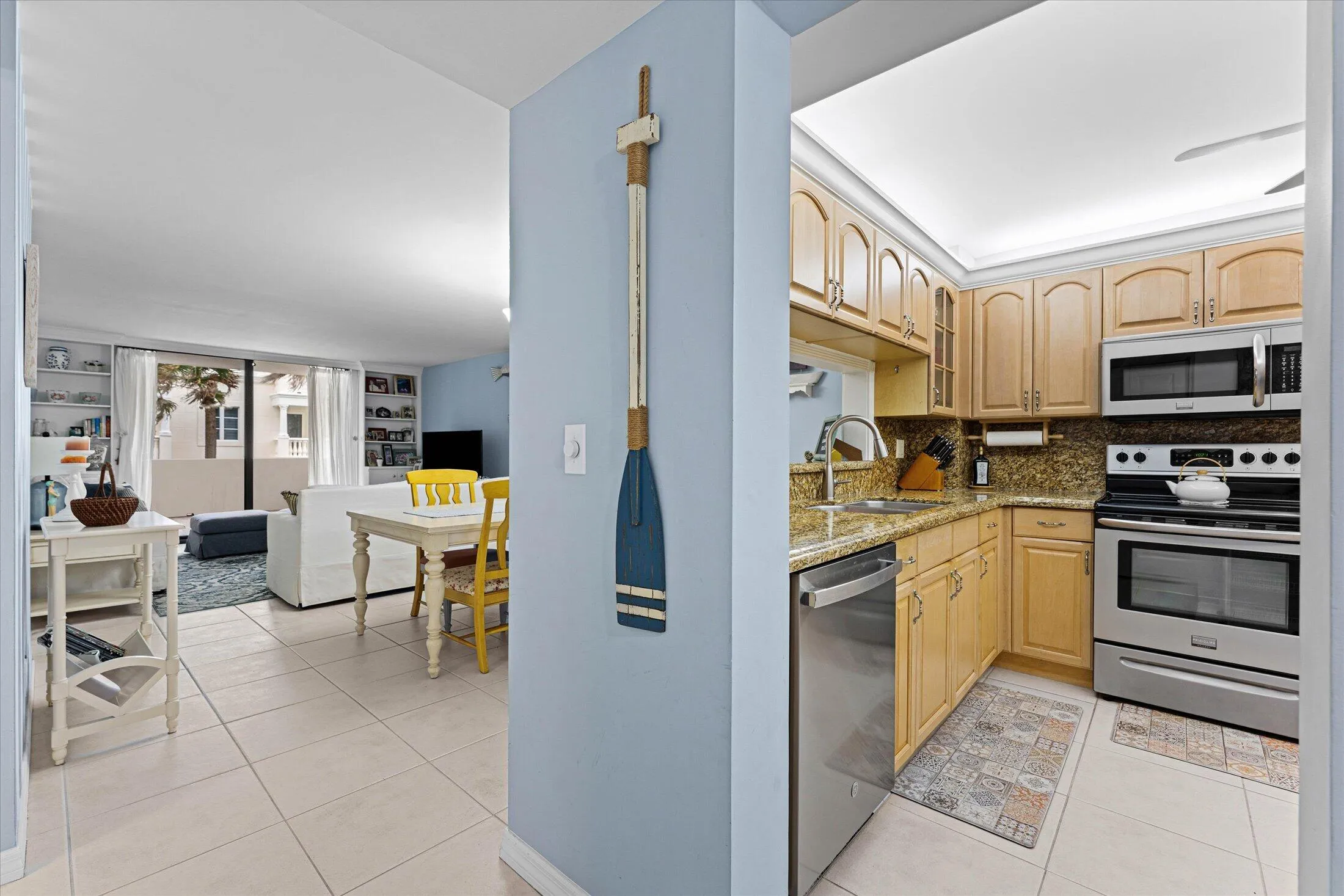 02-145 S Ocean Ave #208, Palm Beach Shor