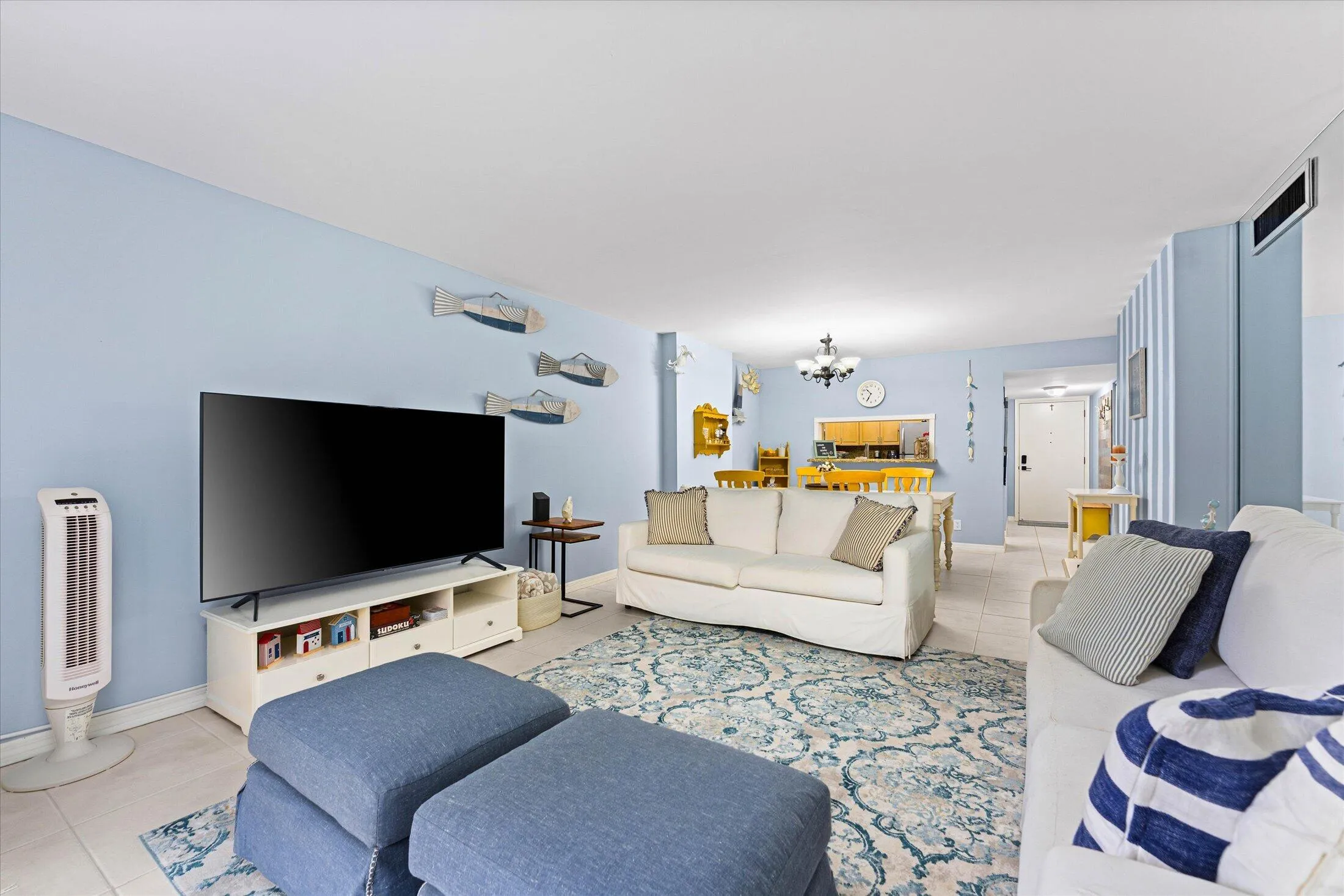 11-145 S Ocean Ave #208, Palm Beach Shor