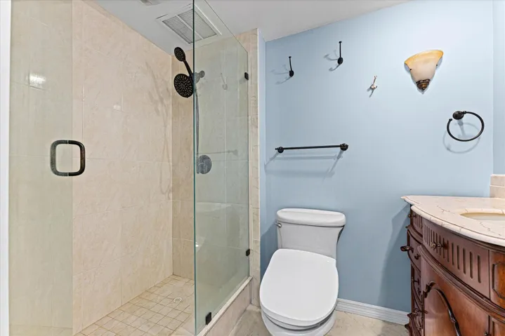 18-145 S Ocean Ave #208, Palm Beach Shor