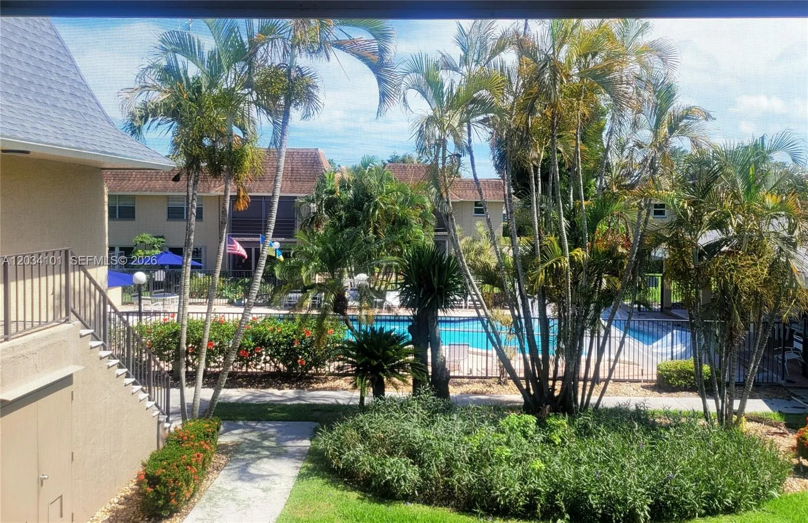 Balcony​​‌​​​​‌​​‌‌​‌‌​​​‌‌​‌​‌​‌​​​‌​​ View