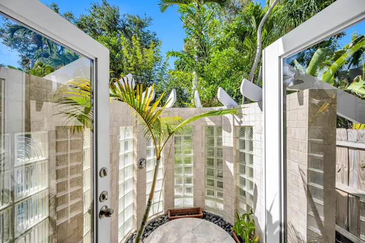 1413 NE 4TH CT-36