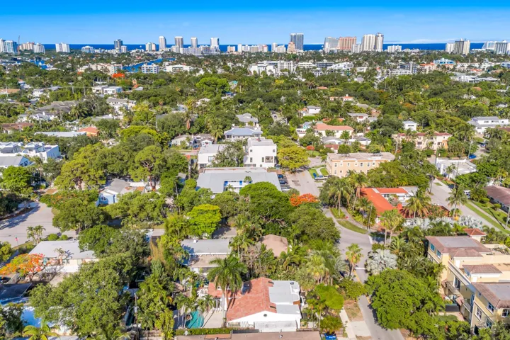 1413 NE 4TH CT-59