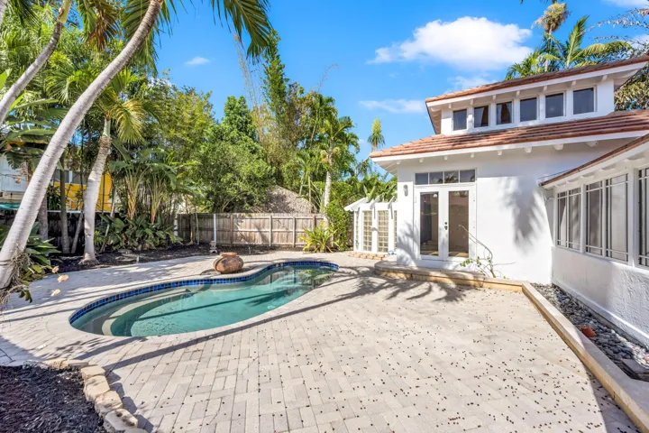 1413 NE 4TH CT-30