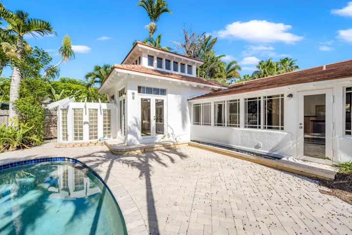 1413 NE 4TH CT-29