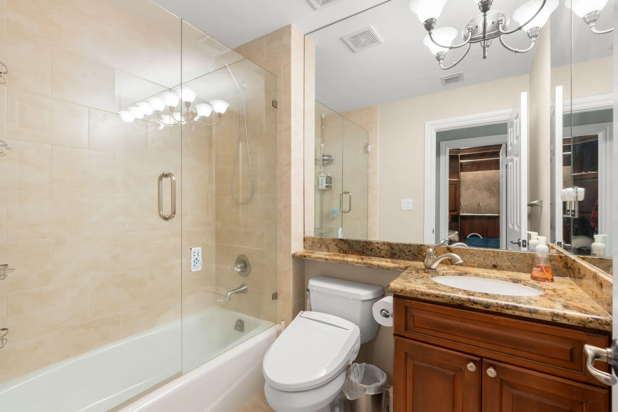 47-web-or-mls-633 NE 20th St, Wilton Man