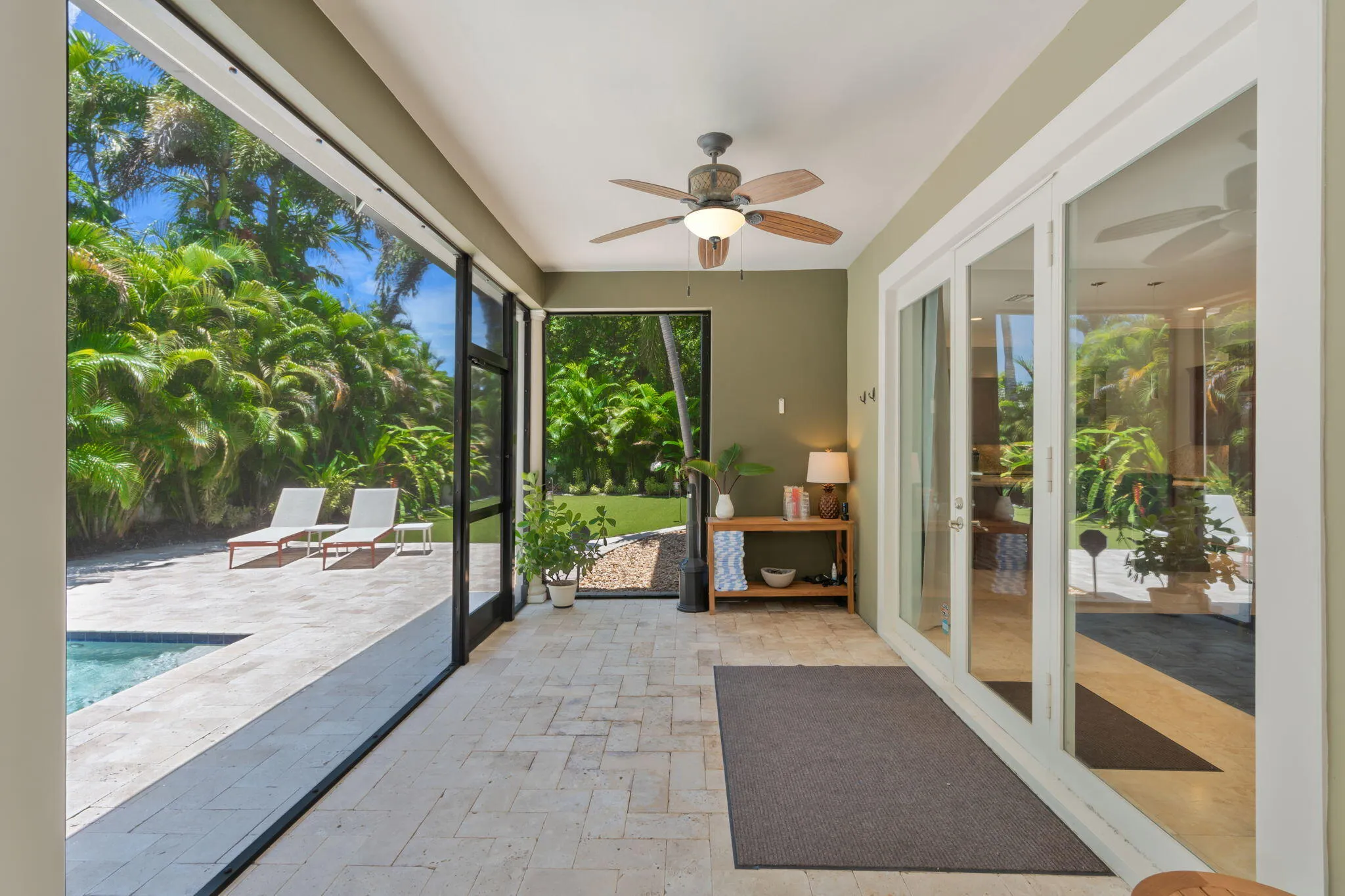 10-web-or-mls-633 NE 20th St, Wilton Man