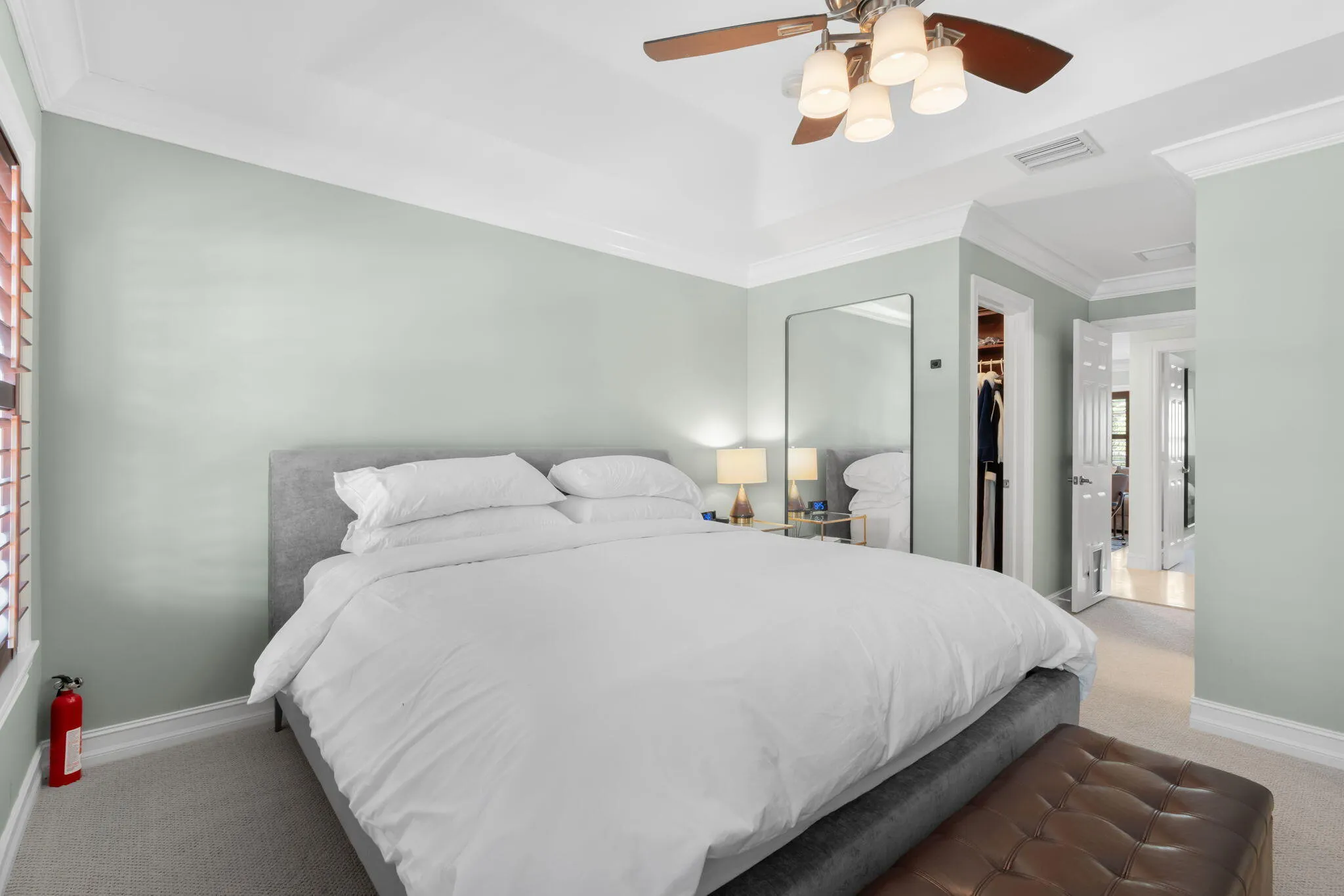 49-web-or-mls-633 NE 20th St, Wilton Man