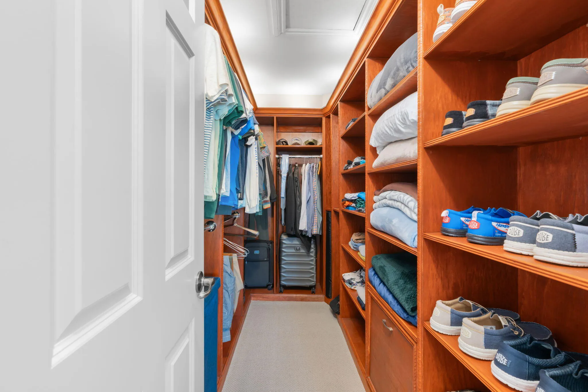 34-web-or-mls-633 NE 20th St, Wilton Man