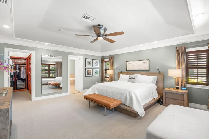 31-web-or-mls-633 NE 20th St, Wilton Man