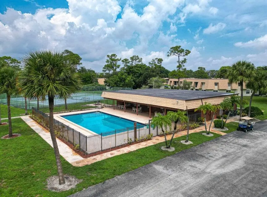 Pool club house