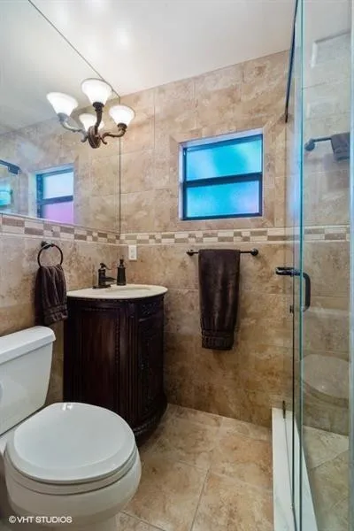 Master Bath en suite