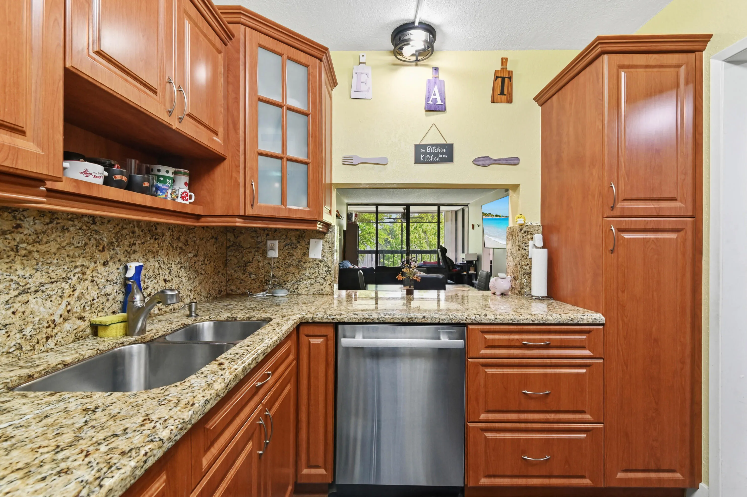 17 Kitchen 04