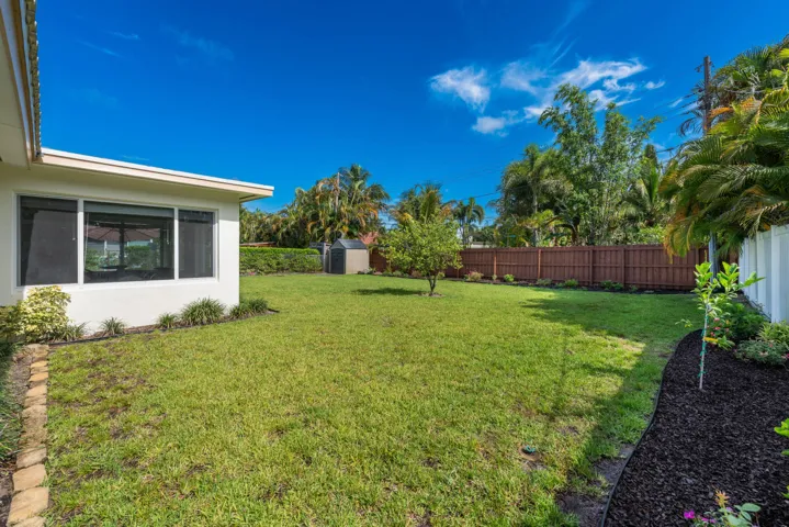 1777NE46thStOaklandPark-30