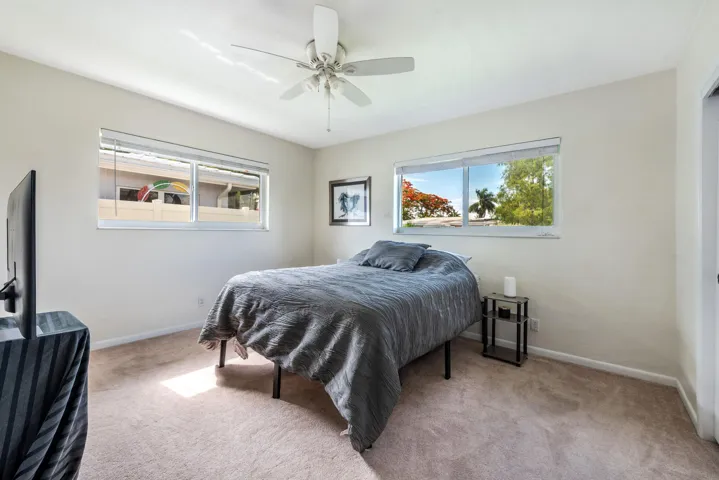 1777NE46thStOaklandPark-21