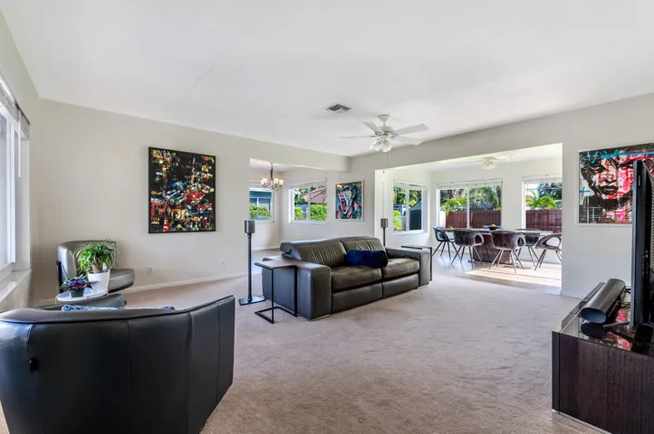 1777NE46thStOaklandPark-6