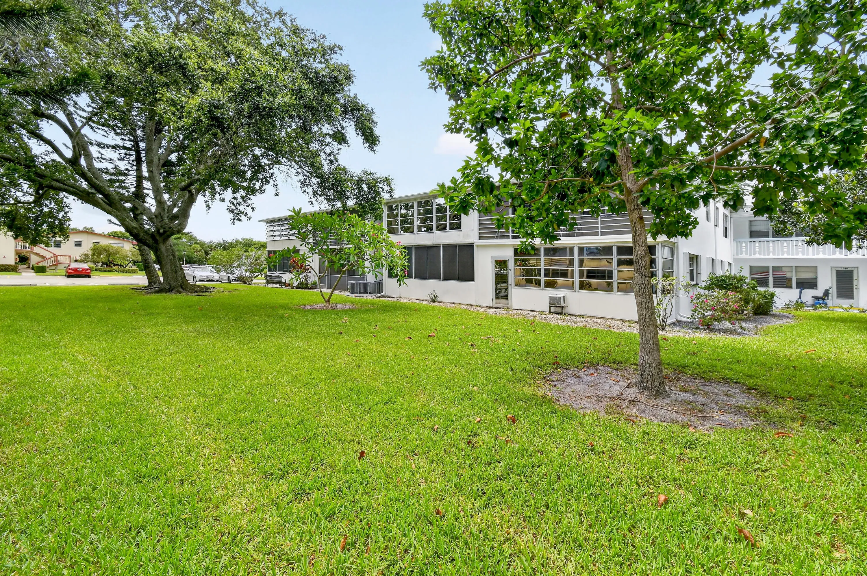 beautiful green space in back